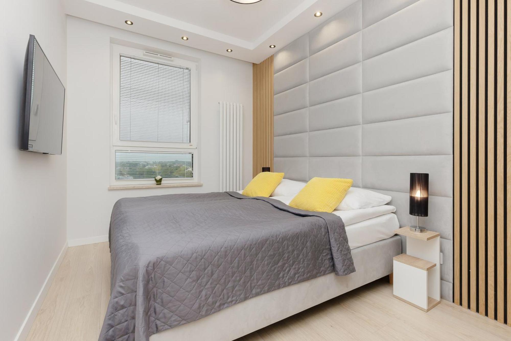 Modern Apartment With Balcony Near Aleje Jerozolimskie By Noclegi Renters 바르샤바 외부 사진